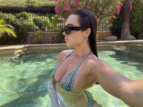 Ava Allan Elegant Instagram Pictures, July 2025 10