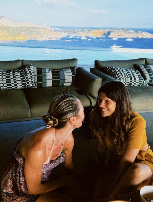Candice Swanepoel Bikini Instagram Pics, July 2025 1