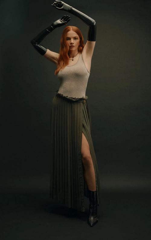 Ceara Coveney for Tmrw Magazine, May 2025 12