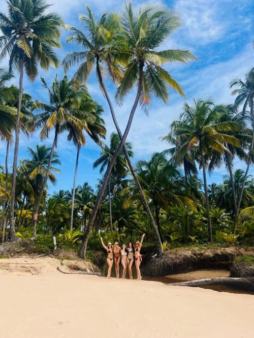 Cintia Dicker instagram model pics, July 2025 2