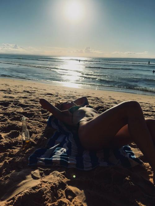 Cintia Dicker instagram model pics, July 2025 6