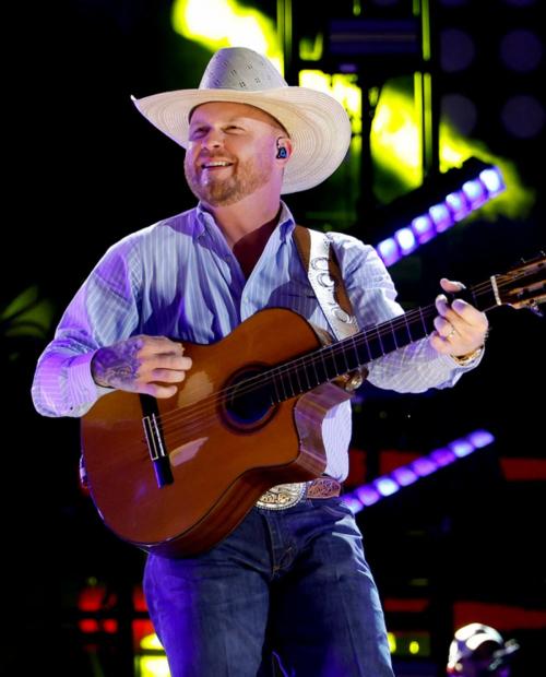 Cody Johnson at CMA Fest in Nashville Nissan Stadium, June 2025 3