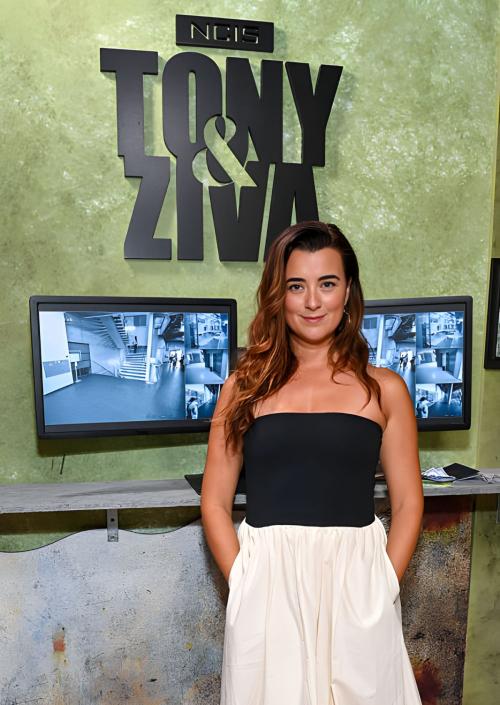 Cote de Pablo at Paramount+ Lodge Comic-Con July 2025 6