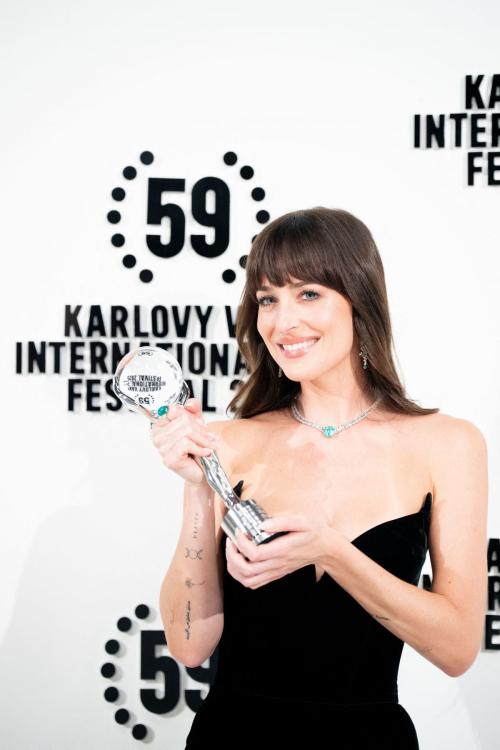 Dakota Johnson wins KVIFF President’s Award, July 2025 12