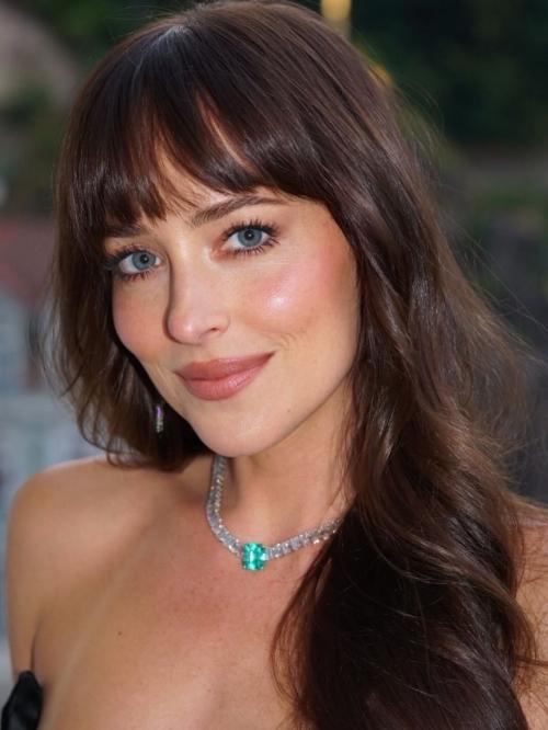 Dakota Johnson wins KVIFF President’s Award, July 2025 6