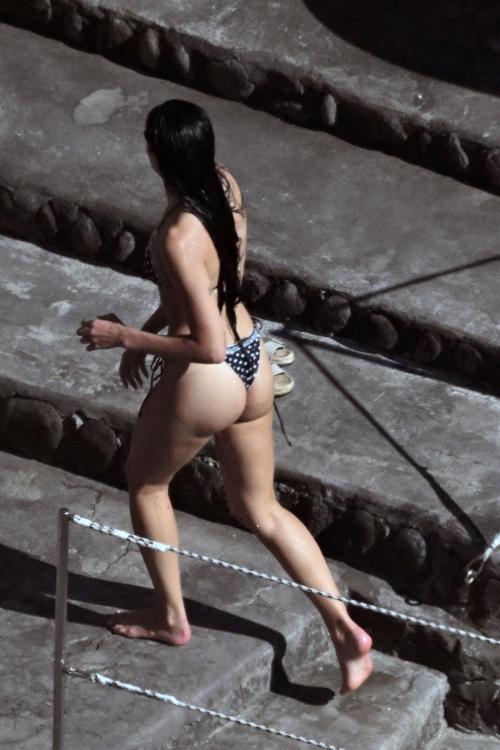 Dua Lipa in Bikini with Callum Turner in Amalfi, June 2025 9