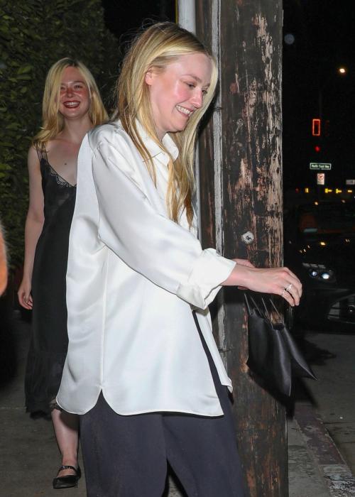 Elle and Dakota Fanning Leave Dinner in Santa Monica, July 2025