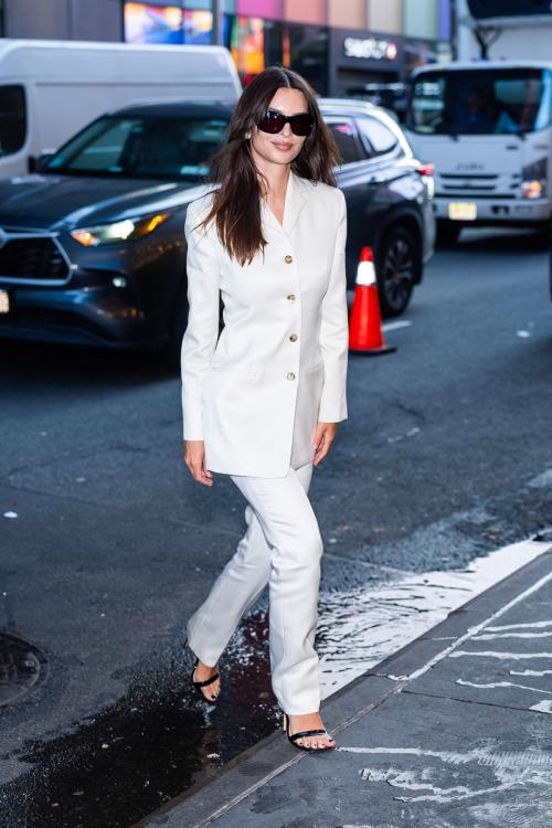 Emily Ratajkowski at CBS Mornings Studio, July 2025