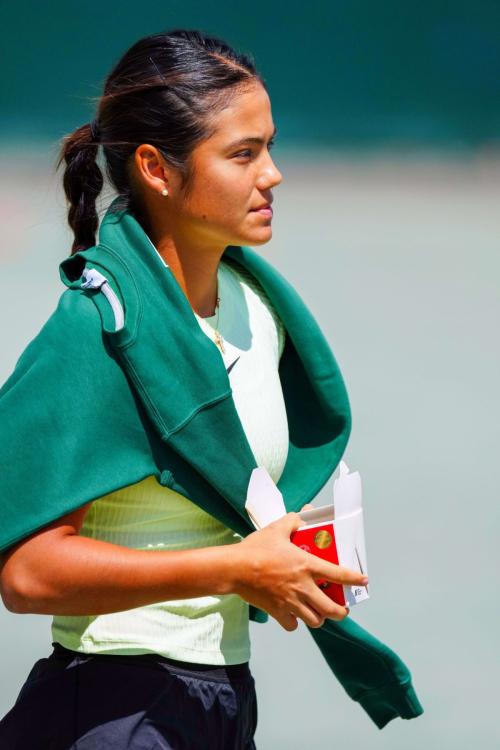 Emma Raducanu Practices Ahead of Wimbledon, July 2025 5