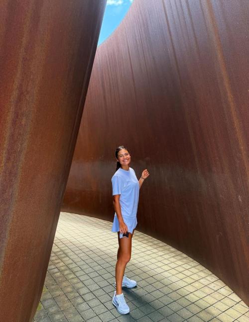 Emma Raducanu shares candid Instagram pics, July 2025 3