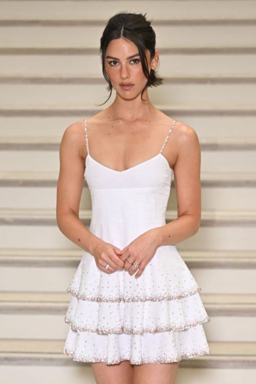 Gracie Abrams at Chanel fashion show, July 2025 2