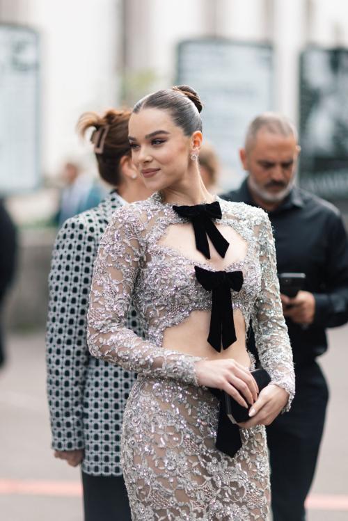 Hailee Steinfeld at Tamara Ralph show Paris, July 2025 2