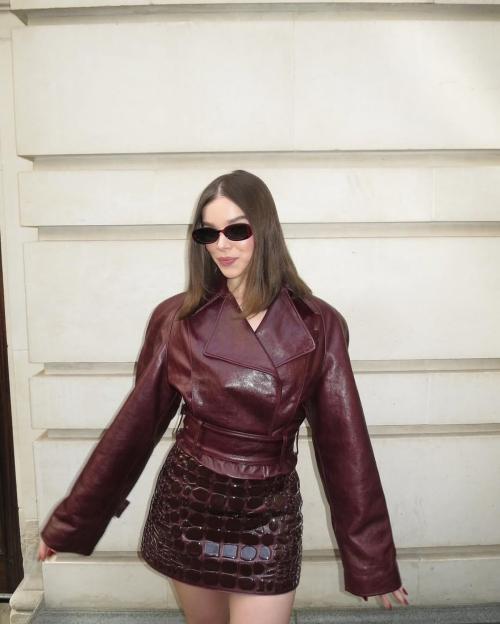 Hailee Steinfeld Instagram Pics July 2025 1