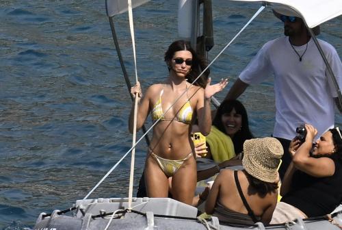 Hailey Bieber Bikini Beach Shoot Mallorca, July 2025 2