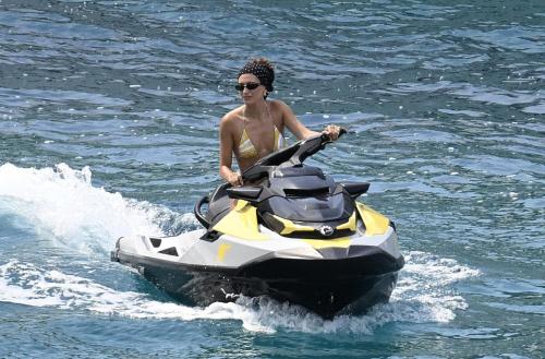 Hailey Bieber Bikini Beach Shoot Mallorca, July 2025 4