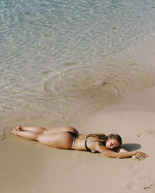 Heloise Huthart Fashion Photoshoot July 2025 17