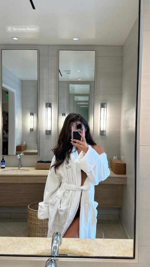 Jenn Lee Instagram Style Pics July 2025 2