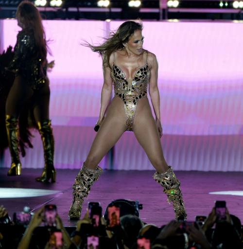 Jennifer Lopez at Pre-Birthday Concert Antalya July 2025 3