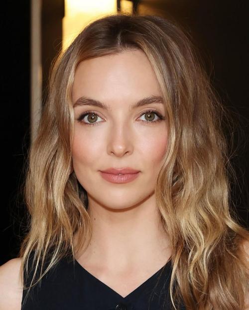 Jodie Comer Beautiful Instagram Portraits, July 2025 17