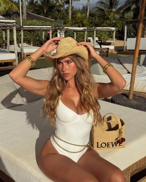 Kara Del Toro Stunning Instagram Portraits, July 2025 5