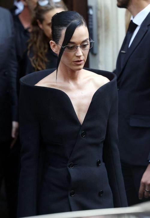 Katy Perry at Paris couture fashion show, July 2025 3