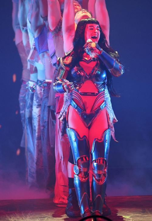 Katy Perry Performs at The Kia Forum Inglewood, July 2025 6
