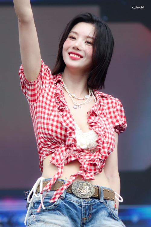 Kwon Eunbi at Waterbomb Festival Seoul, July 2025 5