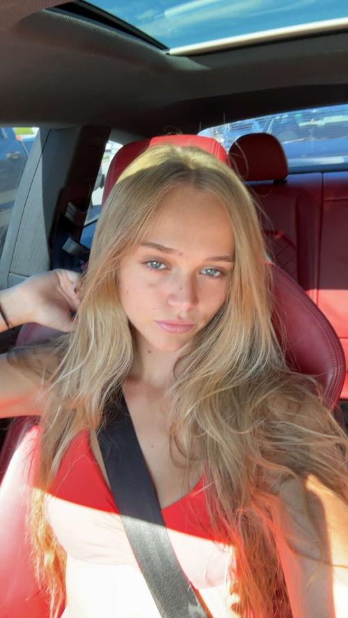 Kyla Dodds in new Instagram gallery, July 2025 10
