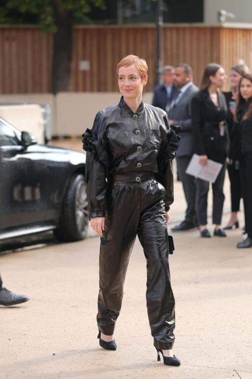 Leonie Benesch at Chanel fashion show, July 2025 1