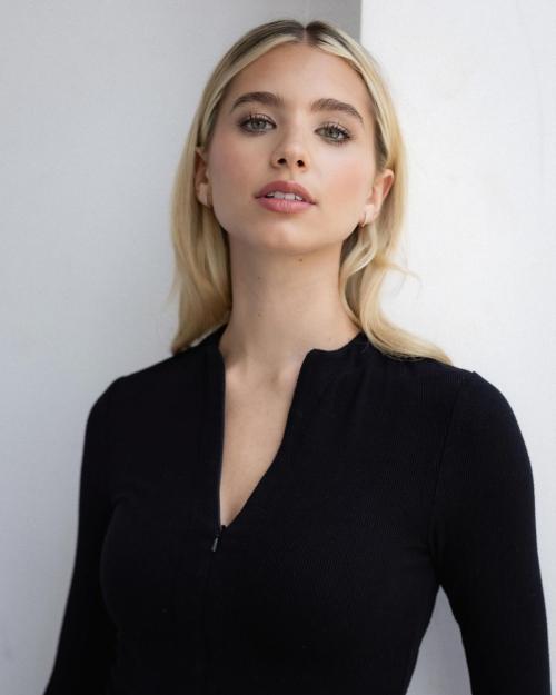 Lilia Buckingham Poses on Instagram, June 2025 3