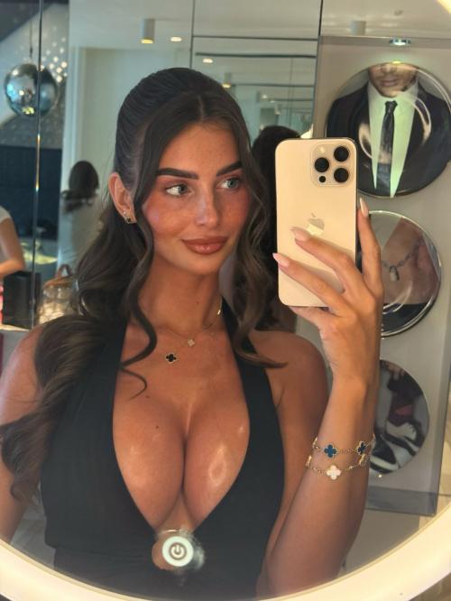 Maddy Cheary Cute Instagram Moments, July 2025