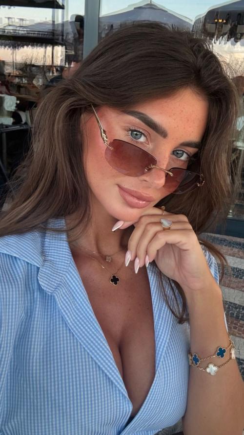 Maddy Cheary Cute Instagram Moments, July 2025 1