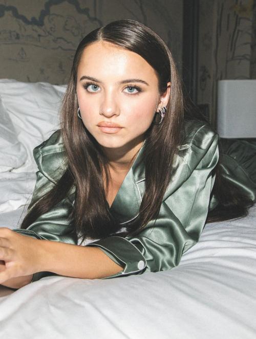 Madeleine McGraw at Summertime Photoshoot, June 2025 8