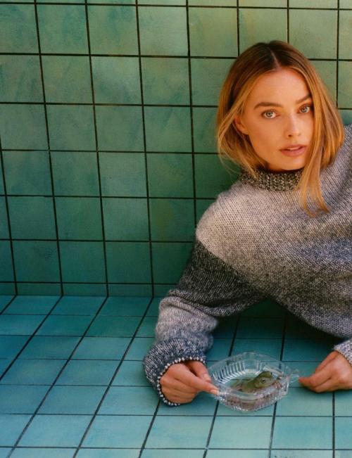 Margot Robbie in Harper’s Bazaar France, Aug 2025 6