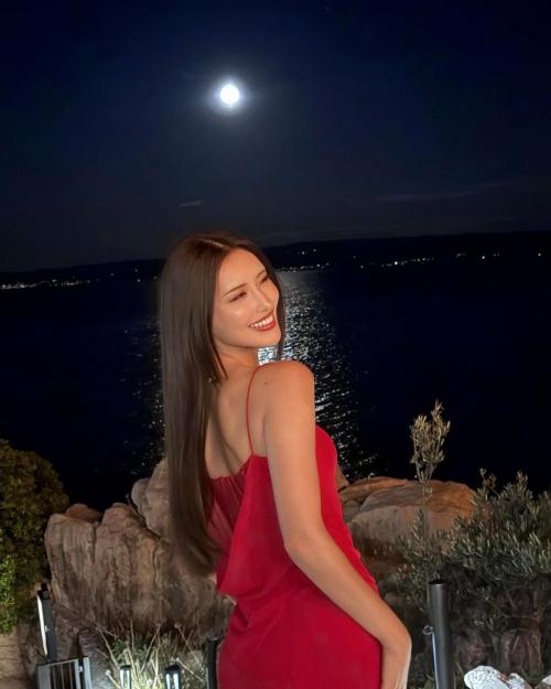 Mika Takeuchi Stylish Instagram Shots July 2025 1