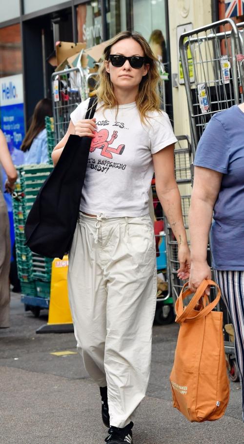 Olivia Wilde Out Shopping in London, July 2025 1