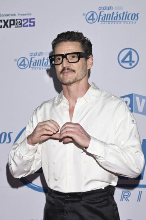 Pedro Pascal at CCXP Mexico expo, May 2025 3