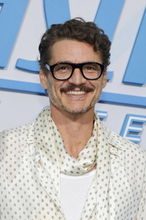 Pedro Pascal at Fan Blue Carpet in Paris, July 2025 1
