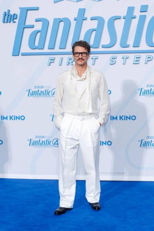 Pedro Pascal at Fan Blue Carpet in Paris, July 2025 2