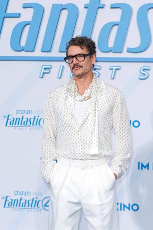 Pedro Pascal at Fan Blue Carpet in Paris, July 2025 5