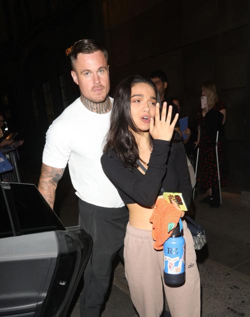 Rachel Zegler Leaves London Palladium July 2025 1