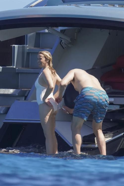 Reese Witherspoon in Swimsuit on Yacht, July 2025 6