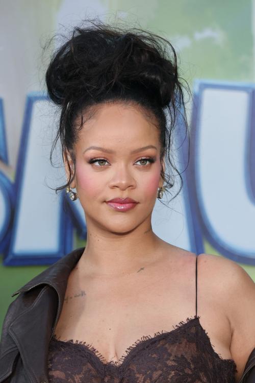 Rihanna Glows at Smurfs Premiere LA, July 2025 4