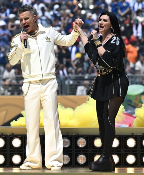 Robbie Williams at PSG vs Chelsea Club Final, Jul 2025 1