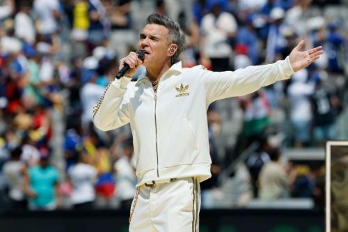 Robbie Williams at PSG vs Chelsea Club Final, Jul 2025 3