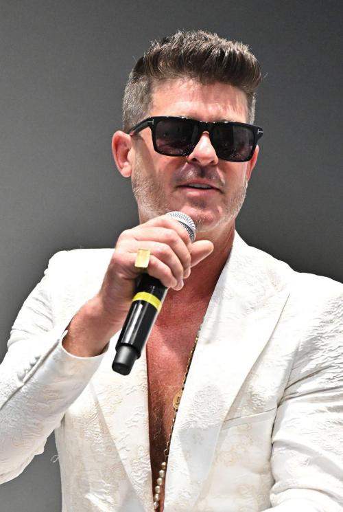 Robin Thicke at Essence Festival Of Culture, July 2025 2