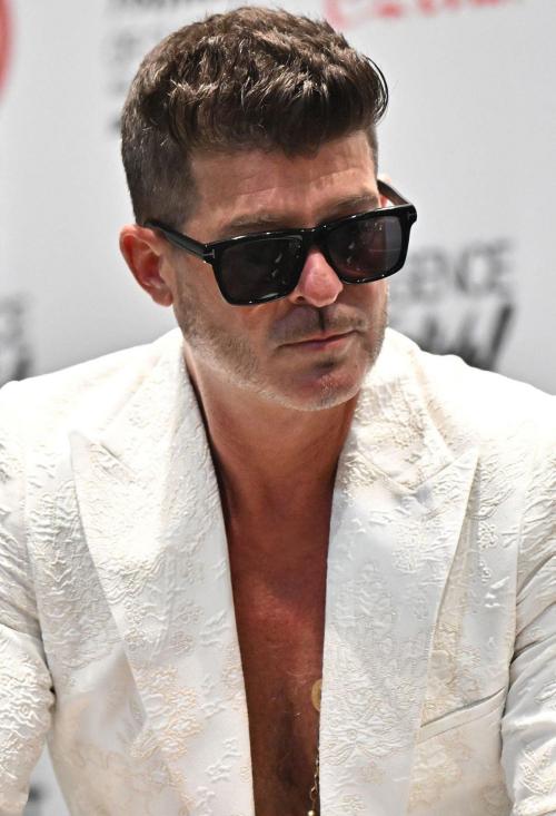 Robin Thicke at Essence Festival Of Culture, July 2025 4