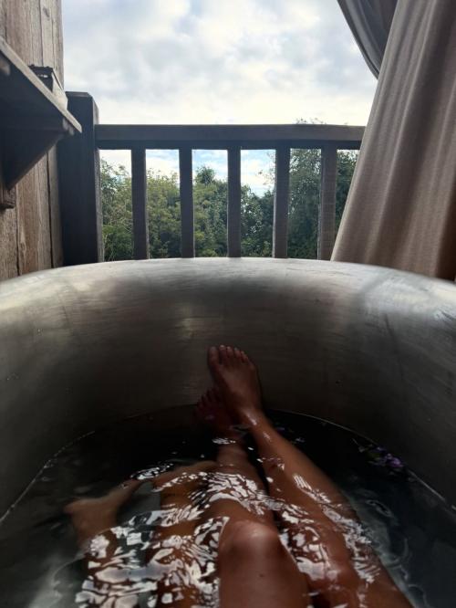 Shay Mitchell Beautiful Summer Instagram Pics, July 2025 1