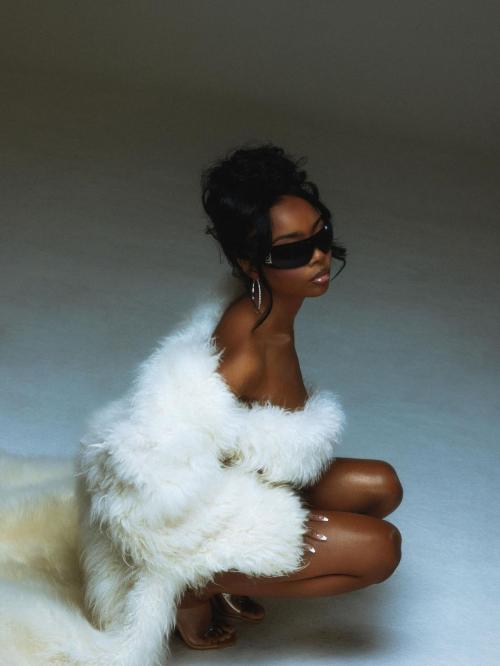 Skai Jackson Captivating Photoshoot Look, July 2025 2