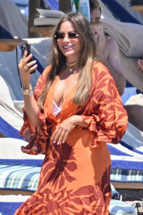 Sofia Vergara Celebrates Birthday in Capri, July 2025
